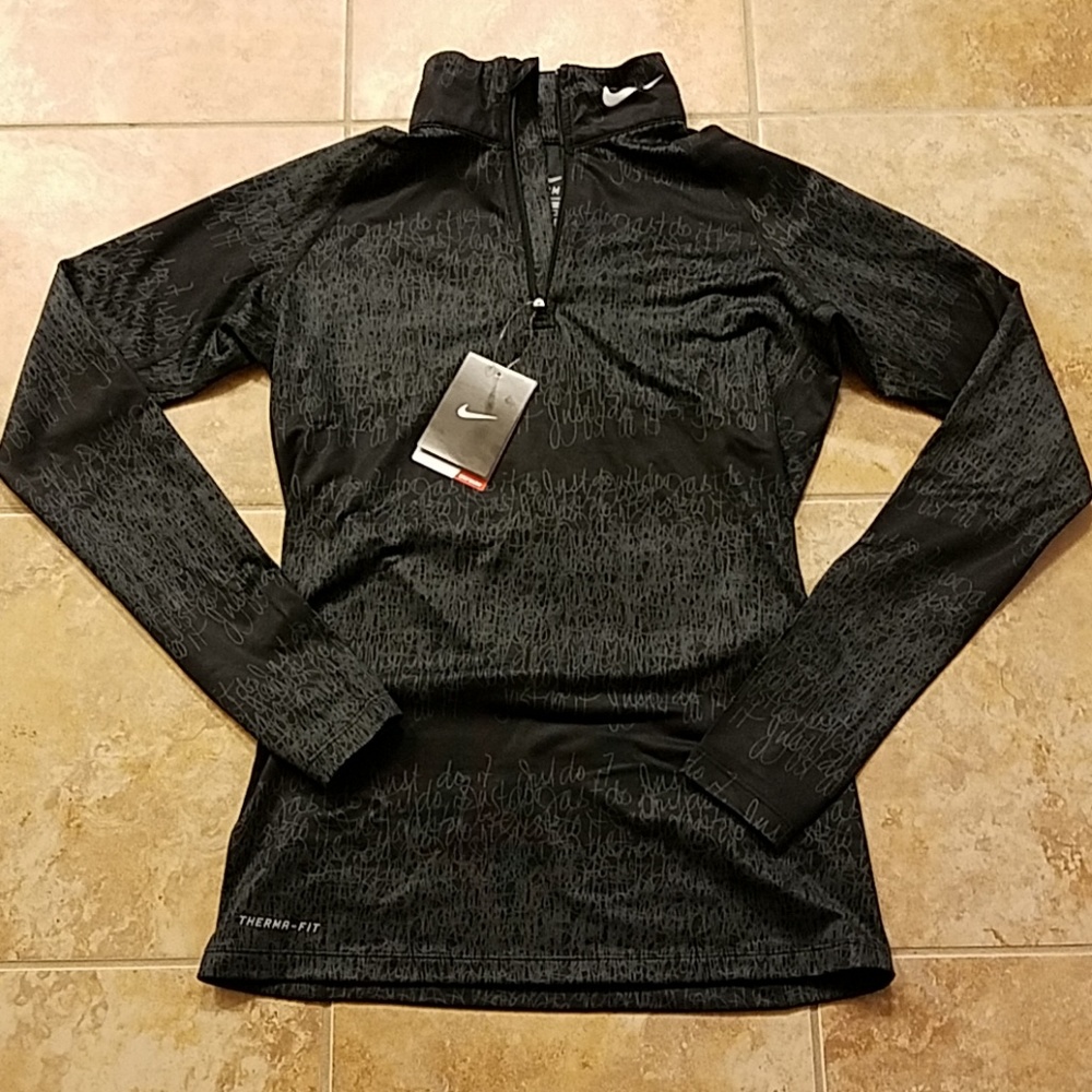 NWT Nike Therma-Fit Half Zip